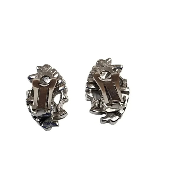 Vintage Rhinestone Cluster Clip on Earrings Silver Tone - Picture 2 of 2